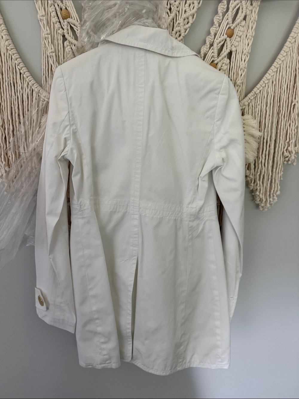 Banana Republic Cream Double-Breasted Trench Coat - Picture 5 of 9